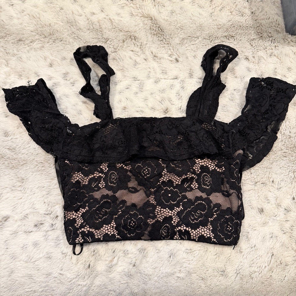 City studio Core Social Lace Crop top Juniors 1